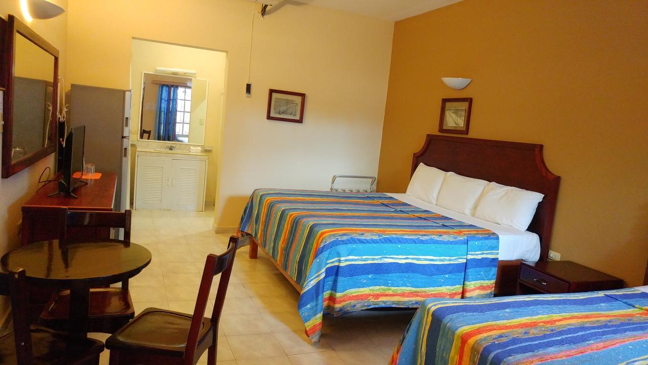 Sun Suites Cozumel Eksteriør billede